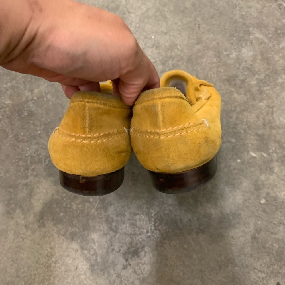 Massimo Dutti mustard penny loafers suede - Picture 4 of 6